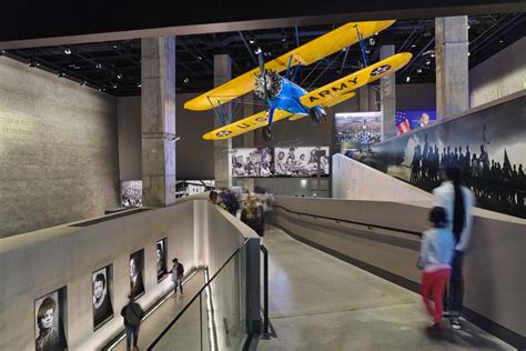 tuskegee airmen museum